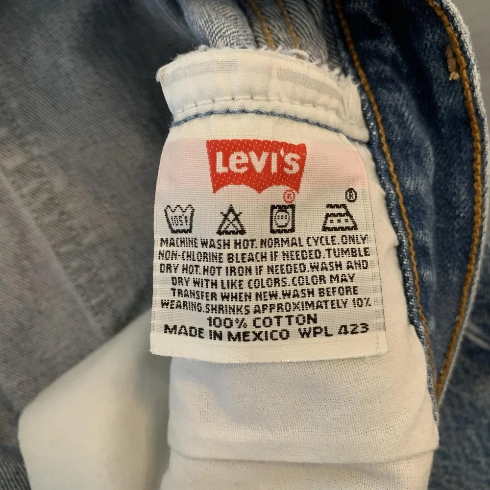 Vintage Levis 501 Jeans Mens 38x33 (34x28) Light Blue Straight Leg Distressed